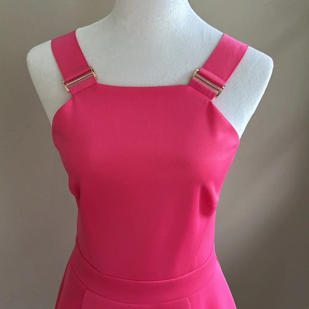 Ted Baker London Jaimie Fuchsia Pink‎ Dress with Gold Buckle Straps Size 2